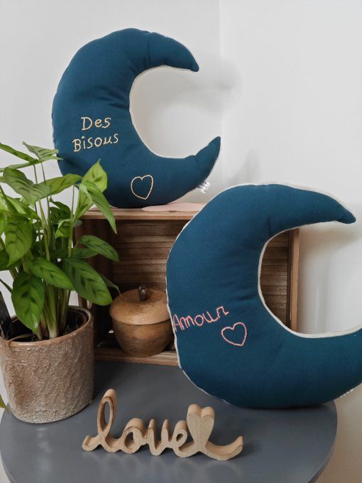 Coussins différents coloris.