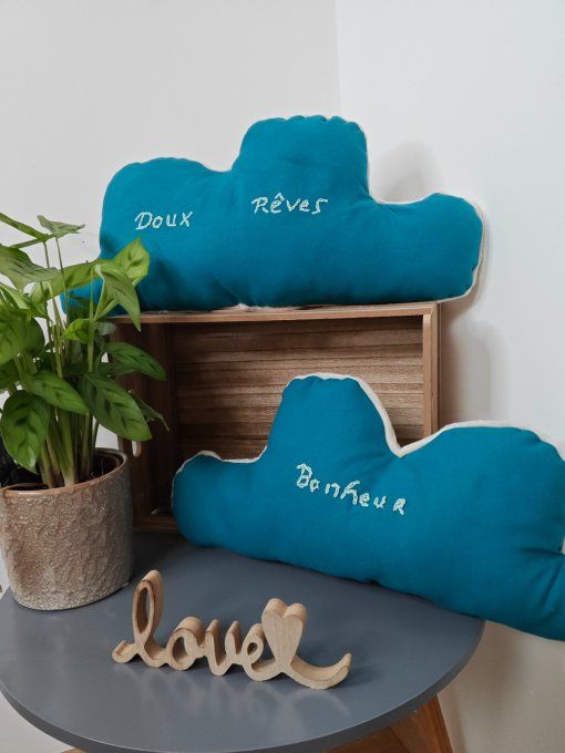 Coussins différents coloris.