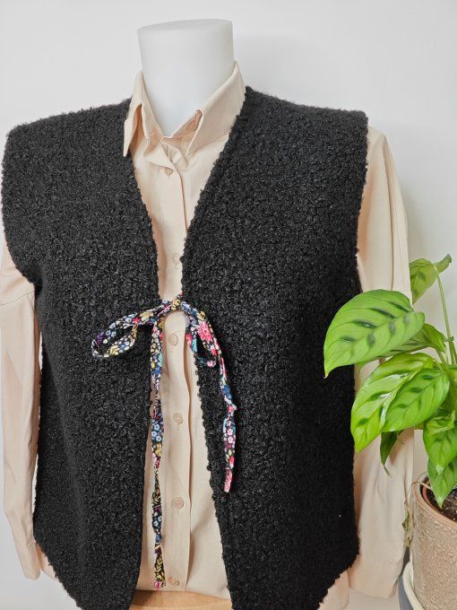 Gilet sans manches réversible taille 38.