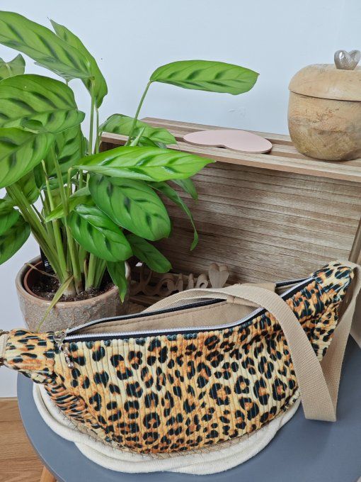 Sac Demi-lune de différents coloris 