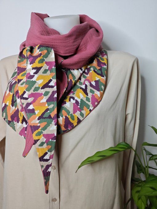 Écharpes différents coloris, printemps, été 