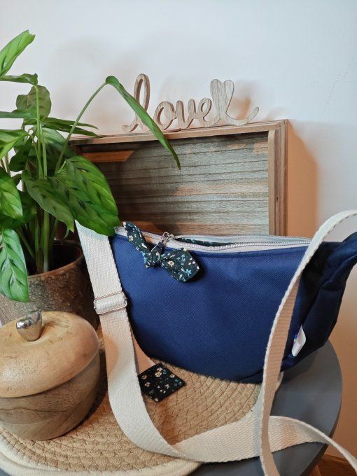 Sac Demi-lune imperméable différents coloris 