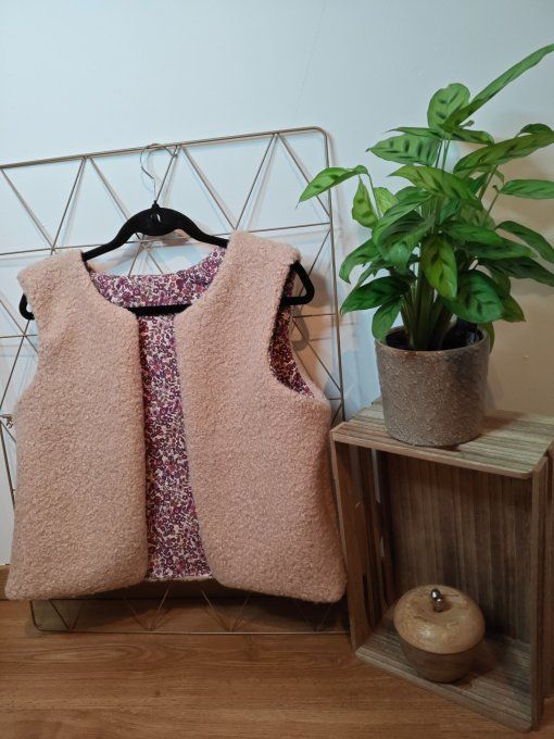 Gilet sans manches réversible 12 ans.